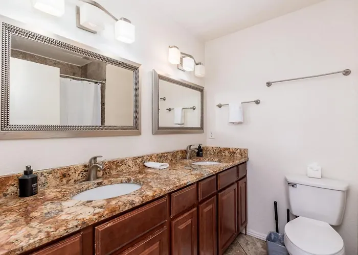 Gem! Pool, Patio, & Prime Location! * Scottsdale