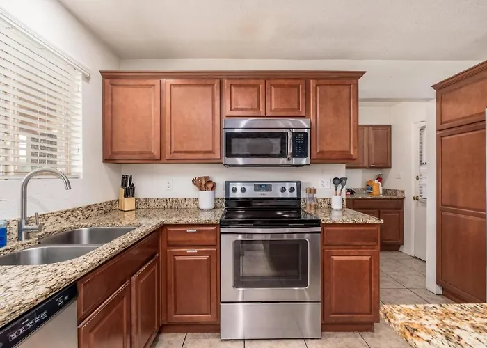 Gem! Pool, Patio, & Prime Location! Scottsdale